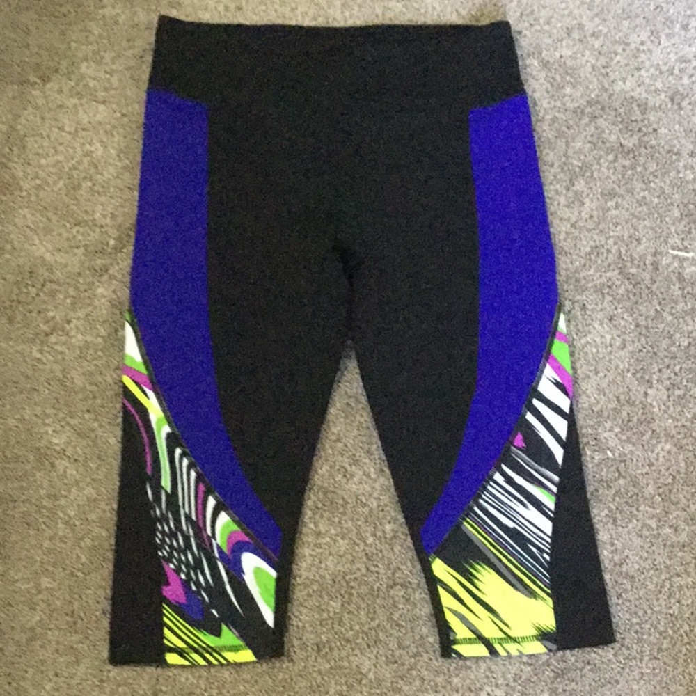 EUC, Fabletics crops.